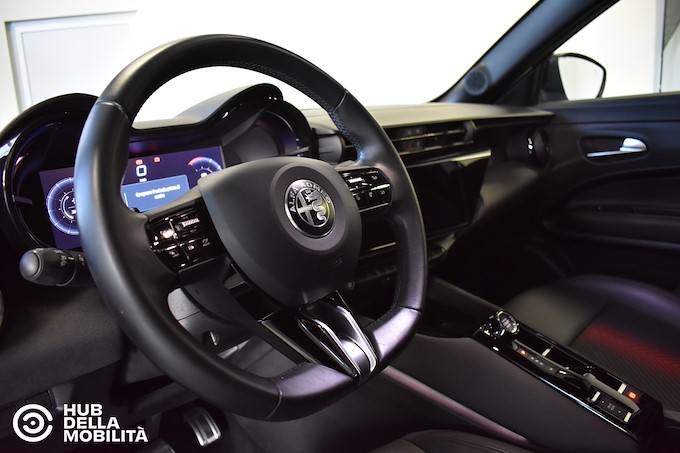 ALFA ROMEO Junior 1.2 136 CV Hybrid eDCT6 Speciale